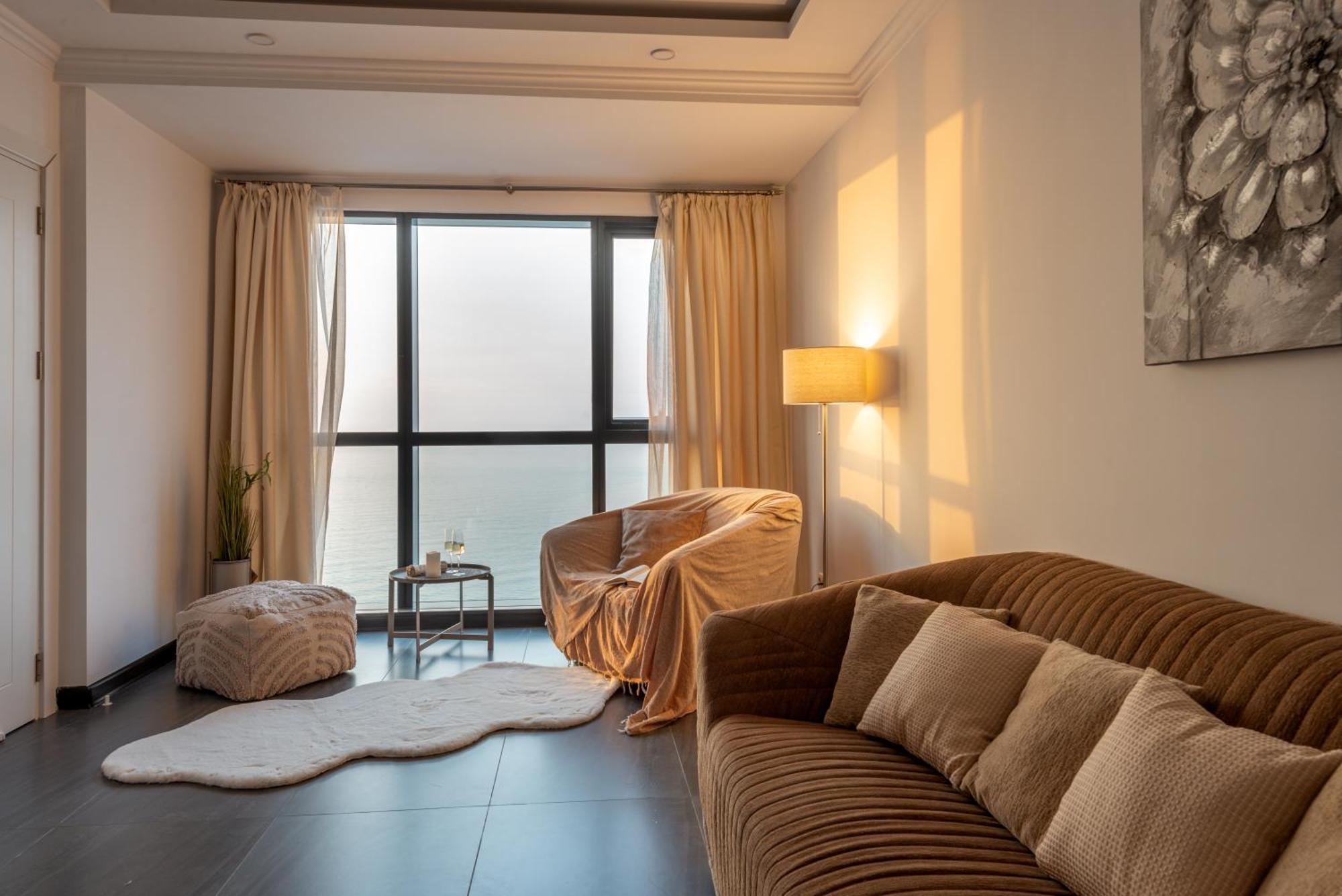 Sea Nirvana - Romantic With Sea View In Porta Tower Batumi